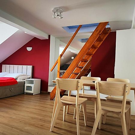 Apartament Winnica Krasków Exterior foto